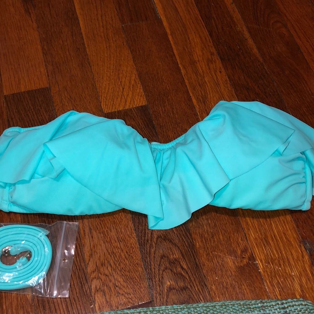 VS ruffle bikini